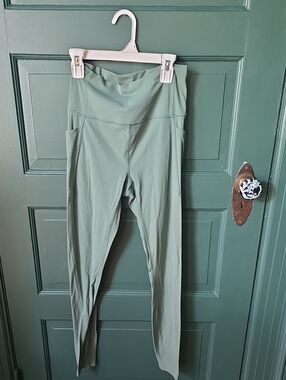 High-Waist Sage Green Leggings with Side Pockets